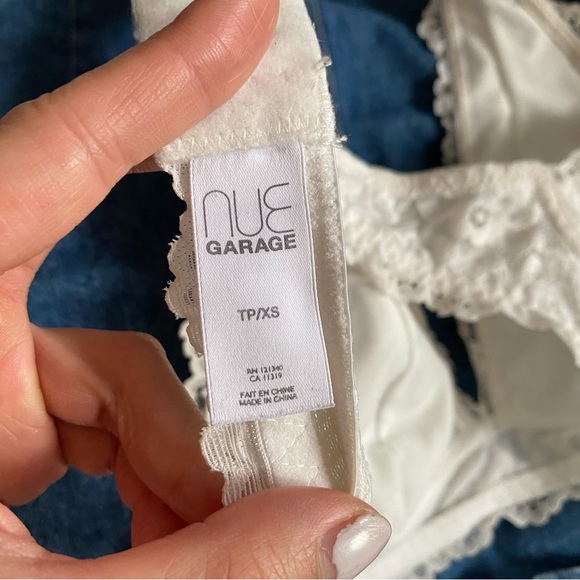 Garage white lace halter bralette - Picture 8 of 8